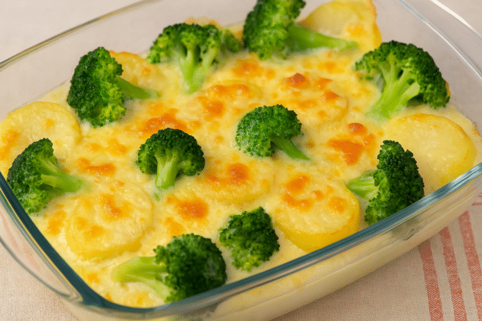 Batata com Brócolis de Forno Receita Prática e Saborosa