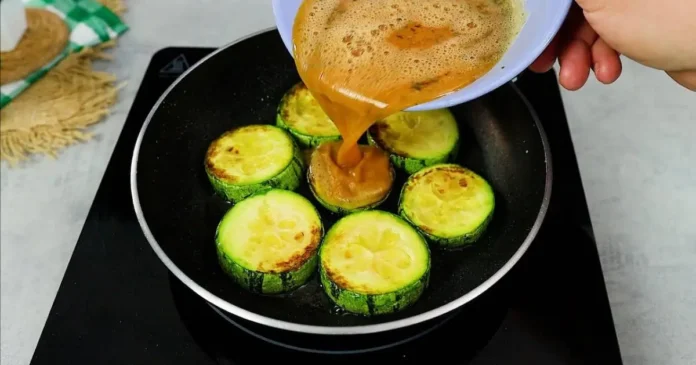 Imagem destacada - Abobrinha Dourada com Ovos e Queijo Derretido